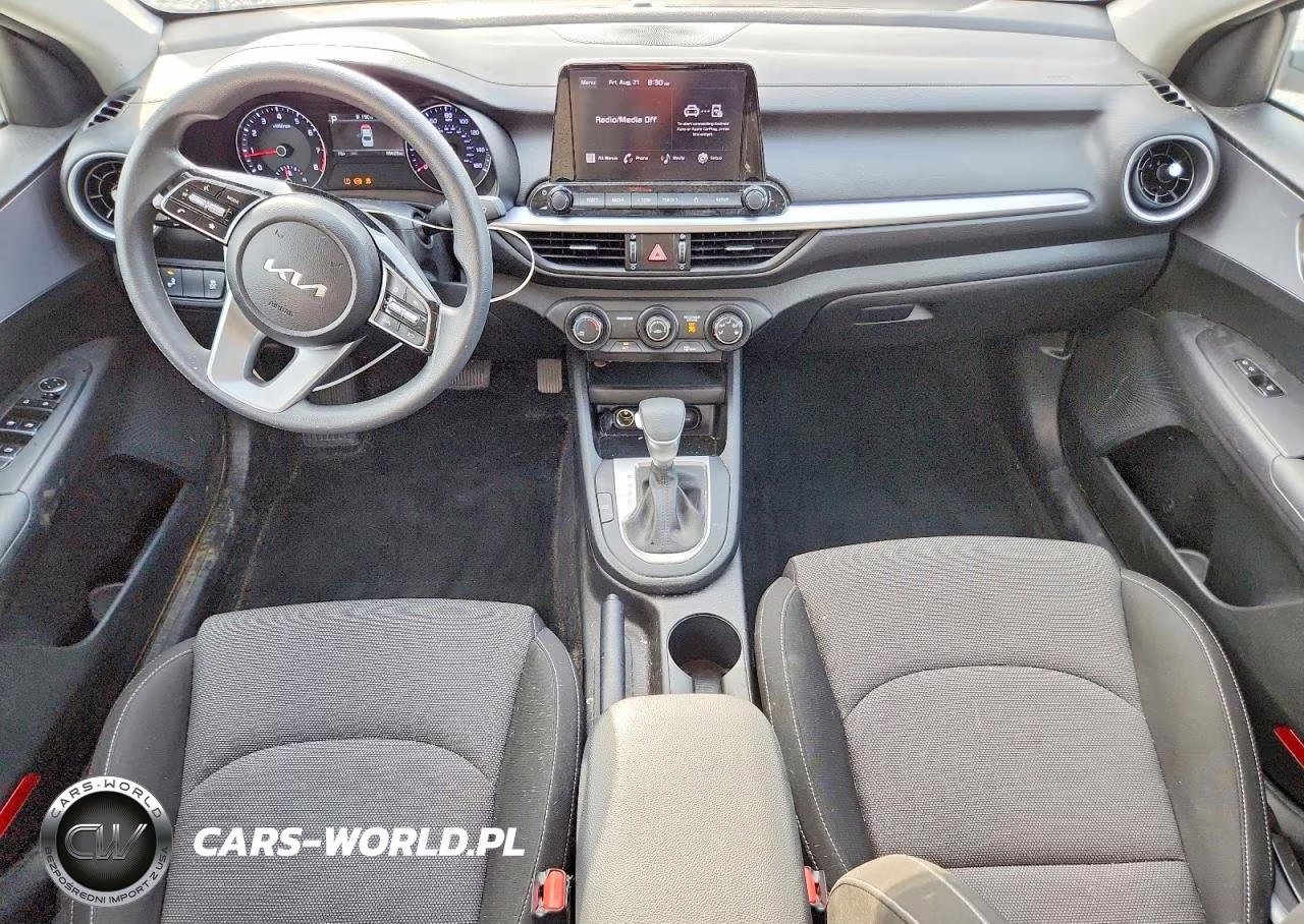 2023 Kia Forte Lxs VIN:3KPF24AD1PE613534 - 8
