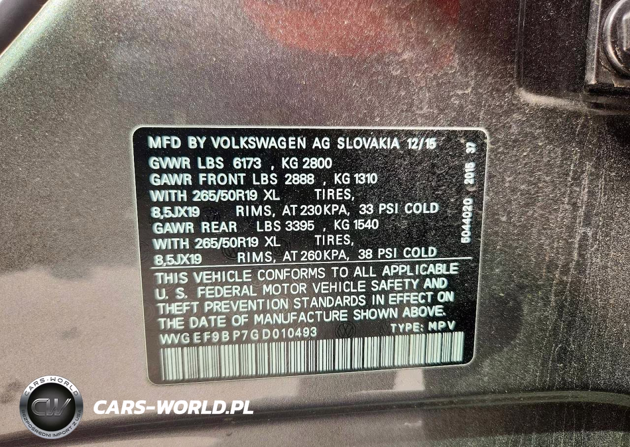 2016 Volkswagen Touareg Sport VIN:WVGEF9BP7GD010493 - 13