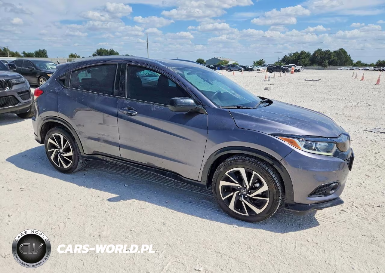 2020 Honda Hr-V Sport VIN:3CZRU6H16LM716117 - 4