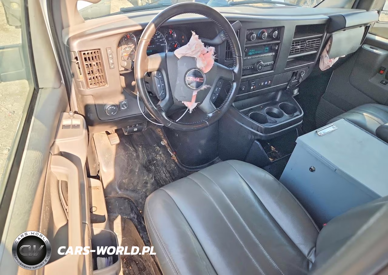 2022 GMC Savana G2500 VIN:1GTW7AF7XN1147136 - 8