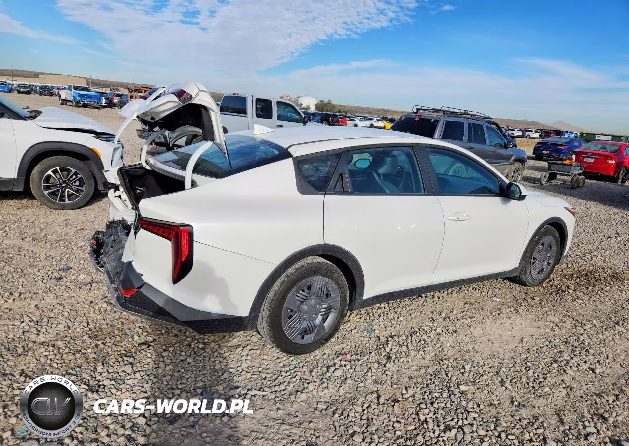 2025 Kia K4 Lx VIN:3KPFT4DE2SE004513 - 3