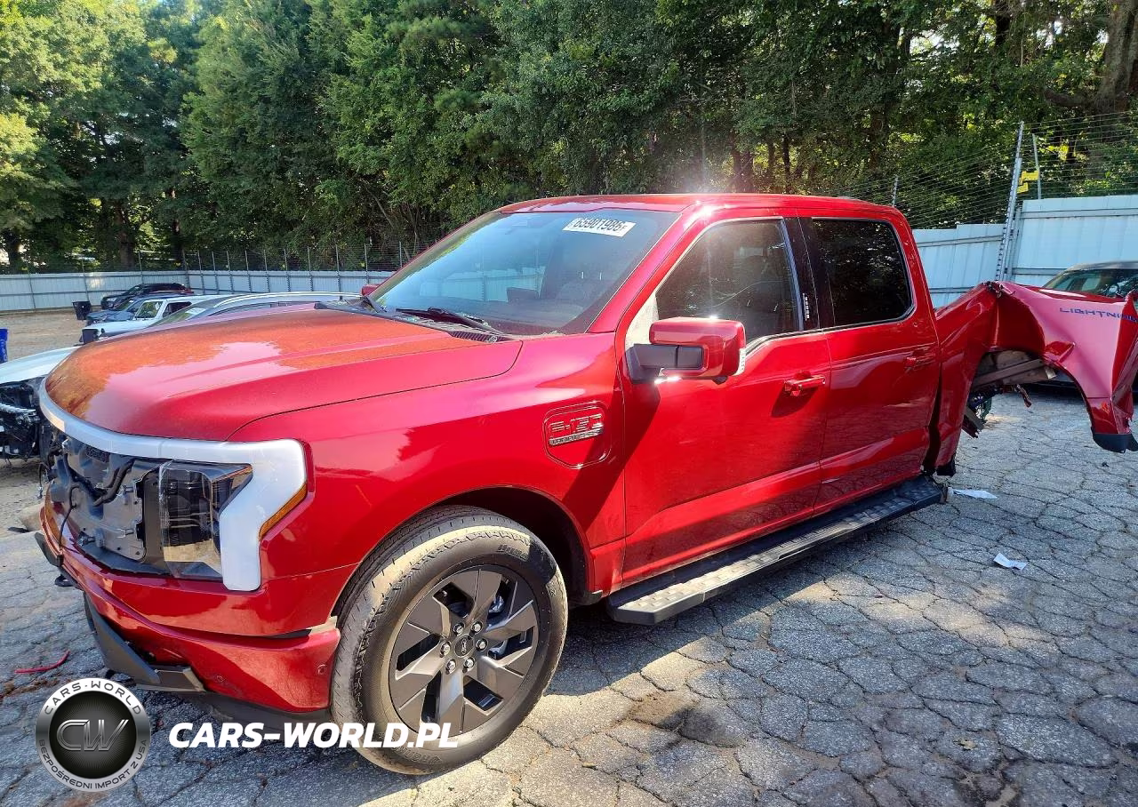 2023 Ford F150 Lightning Pro VIN:1FTVW1EV9PWG07200 - 1
