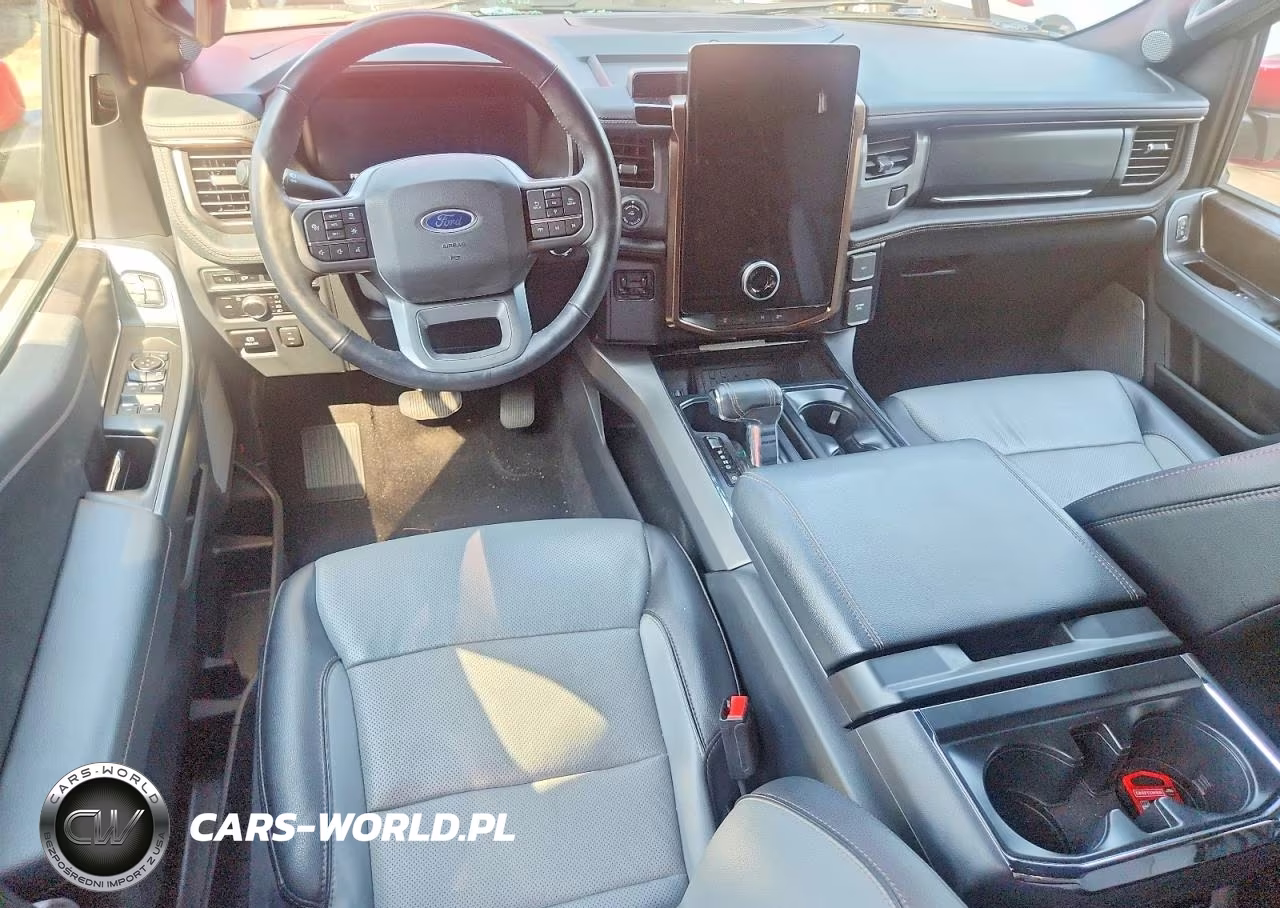 2023 Ford F150 Lightning Pro VIN:1FTVW1EV9PWG07200 - 8
