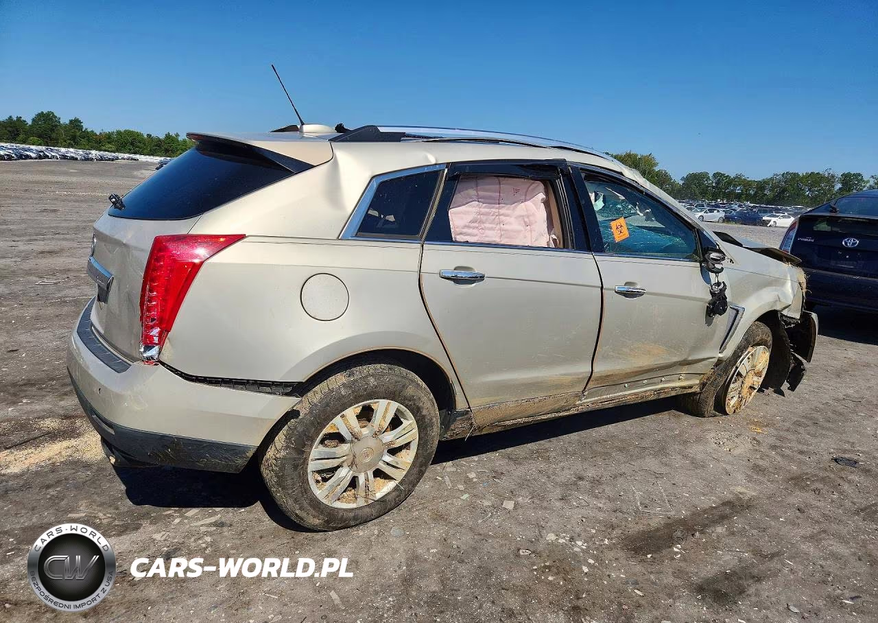 2015 Cadillac Srx Luxury Collection VIN:3GYFNBE31FS641812 - 3