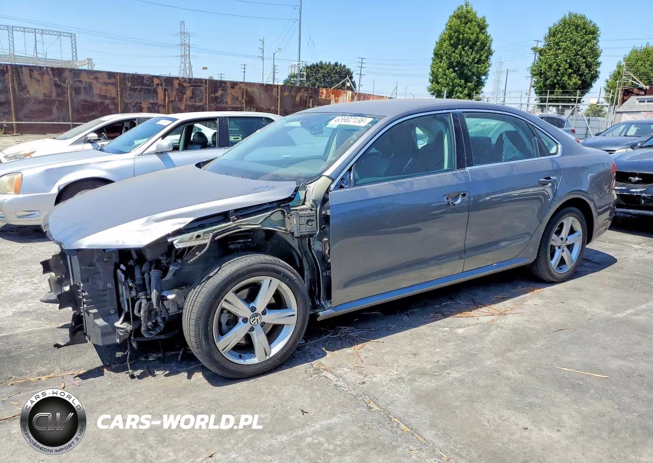 2015 Volkswagen Passat S VIN:1VWAT7A33FC113412 - 1