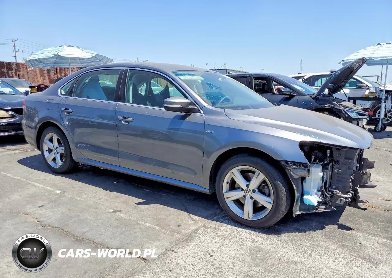 2015 Volkswagen Passat S VIN:1VWAT7A33FC113412 - 4