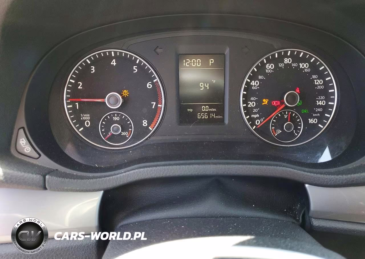 2015 Volkswagen Passat S VIN:1VWAT7A33FC113412 - 9