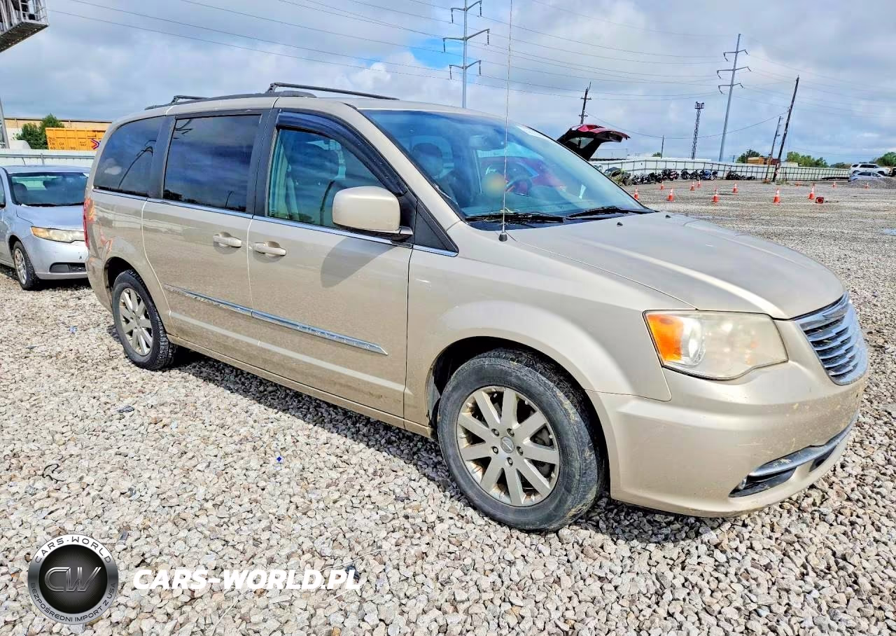 2013 Chrysler Town & Country Touring VIN:2C4RC1BG7DR625280 - 4
