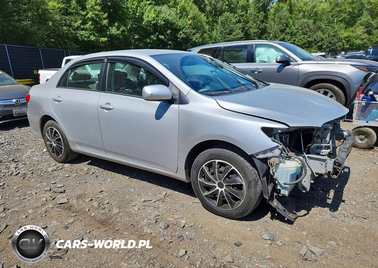 2013 Toyota Corolla Le VIN:2T1BU4EE5DC969734 - 4