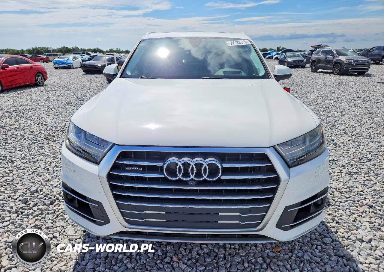 2017 Audi Q7 Prestige VIN:WA1VAAF76HD056178 - 5