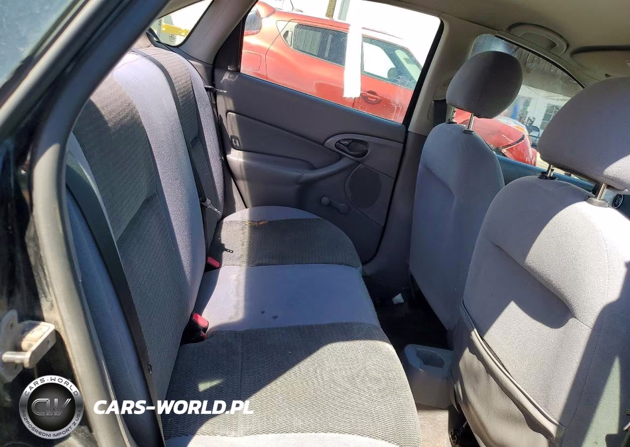 2004 Ford Focus VIN:1FAFP33P34W176453 - 10
