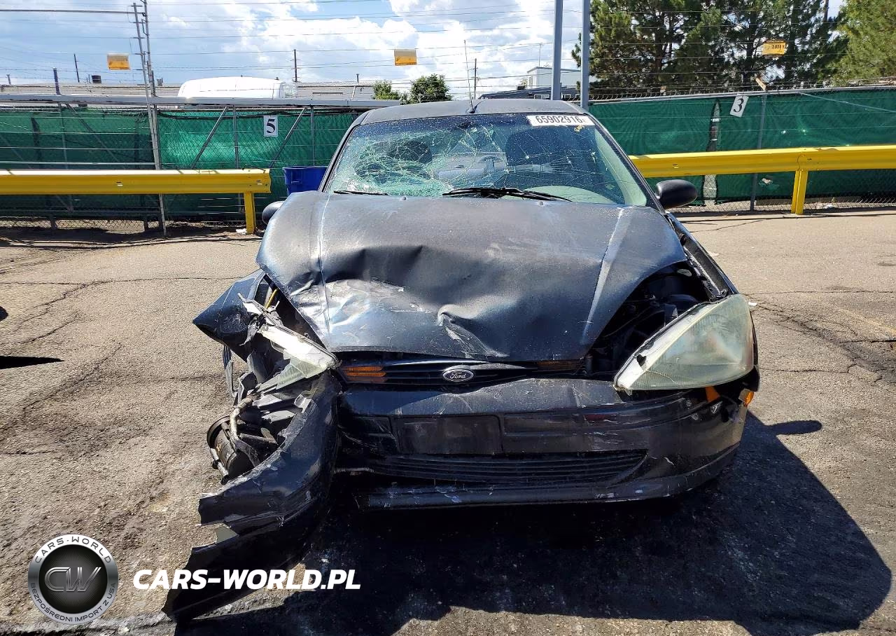 2004 Ford Focus VIN:1FAFP33P34W176453 - 5