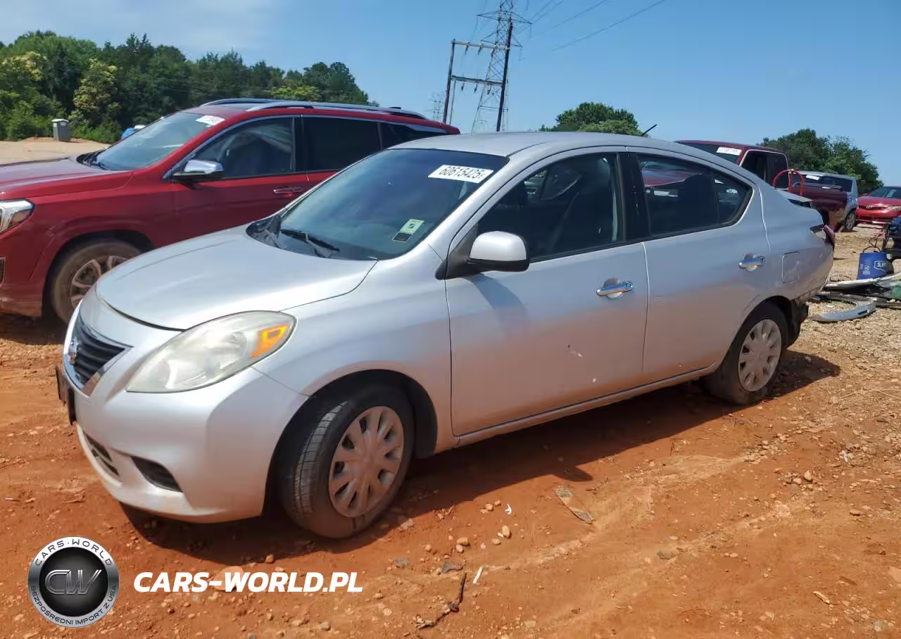 2014 Nissan Versa S