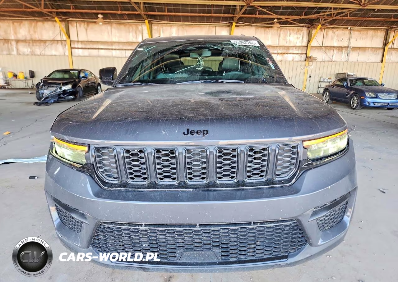 2024 Jeep Grand Cherokee Laredo VIN:1C4RJGAG0R8606311 - 5