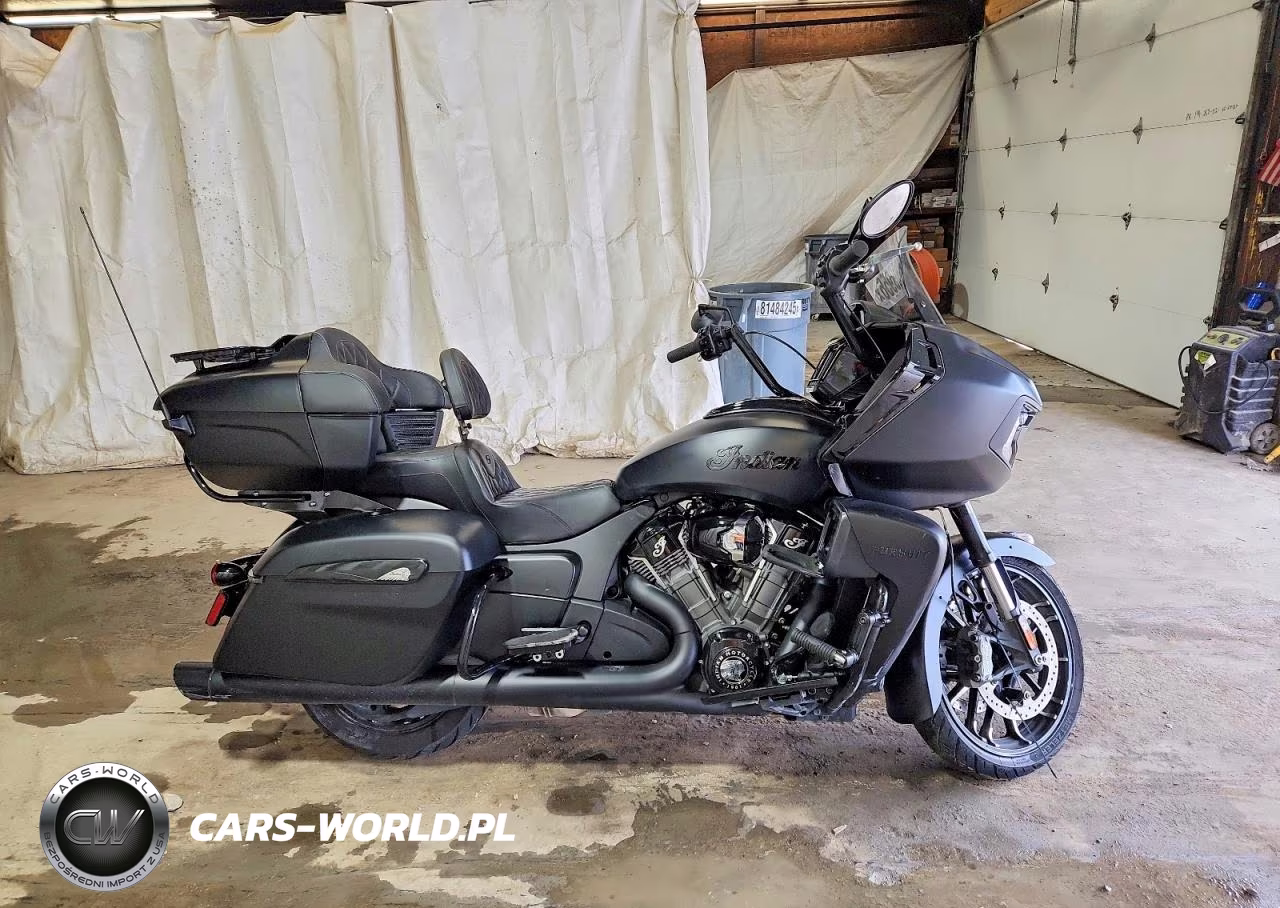 2025 Indian Motorcycle Co. Pursuit Dark Horse