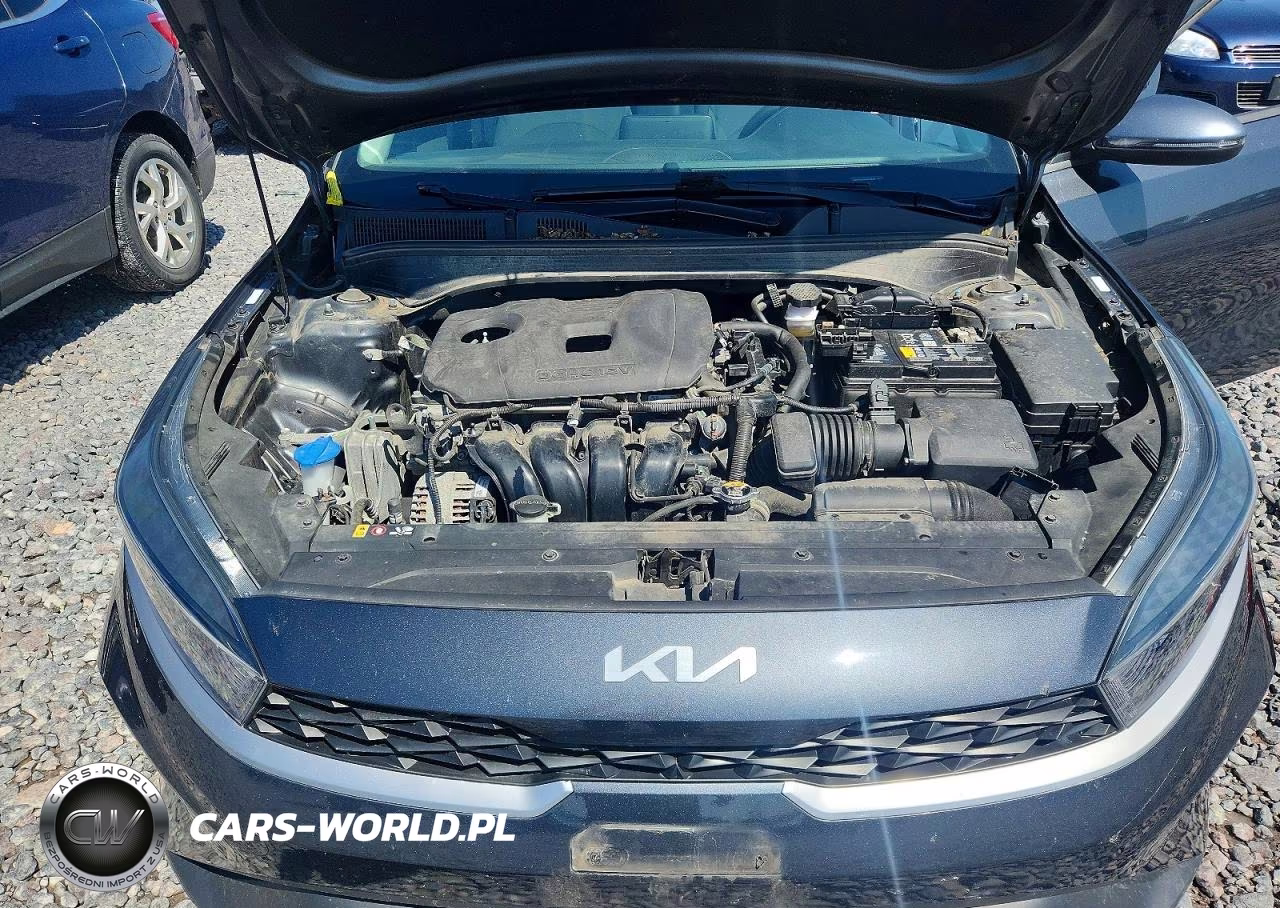 2022 Kia Forte Lxs VIN:3KPF24AD2NE433640 - 11