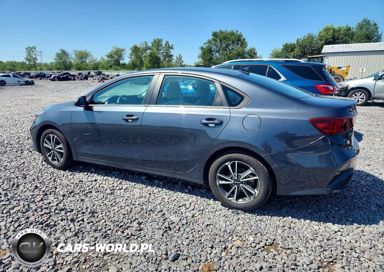 2022 Kia Forte Lxs VIN:3KPF24AD2NE433640 - 2