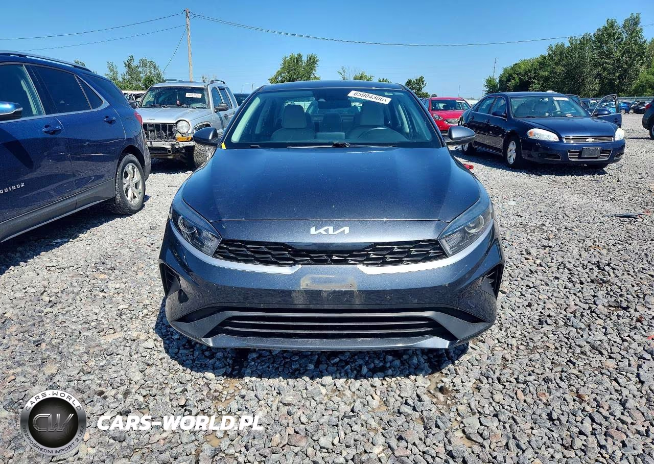 2022 Kia Forte Lxs VIN:3KPF24AD2NE433640 - 5