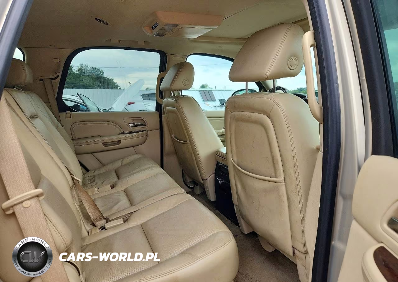 2008 Cadillac Escalade Luxury VIN:1GYFK63868R160734 - 11