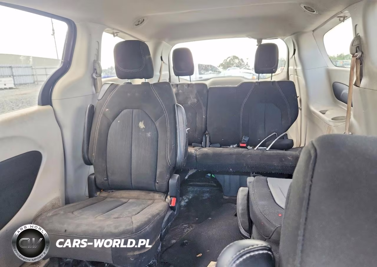 2020 Chrysler Voyager Lx VIN:2C4RC1CG5LR134543 - 10