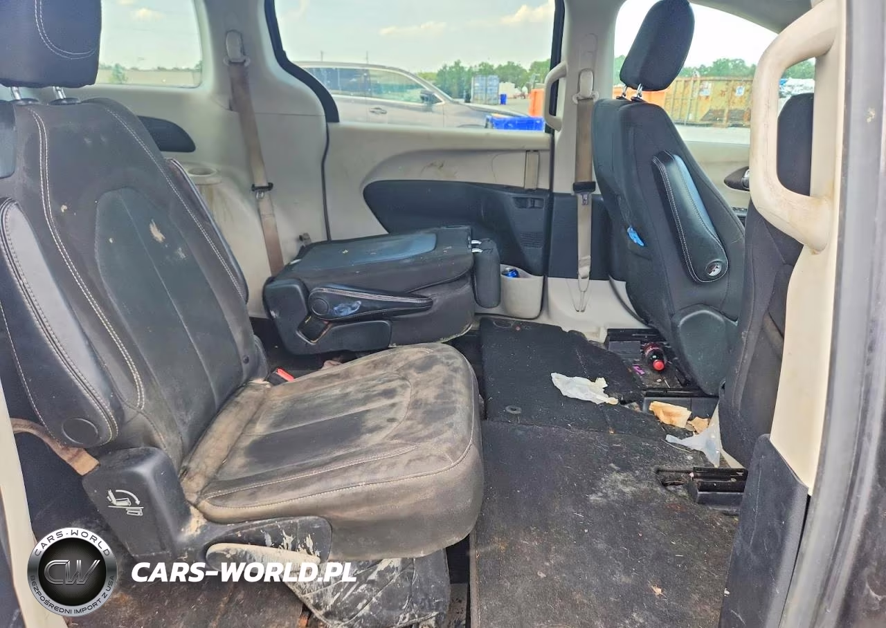 2020 Chrysler Voyager Lx VIN:2C4RC1CG5LR134543 - 11