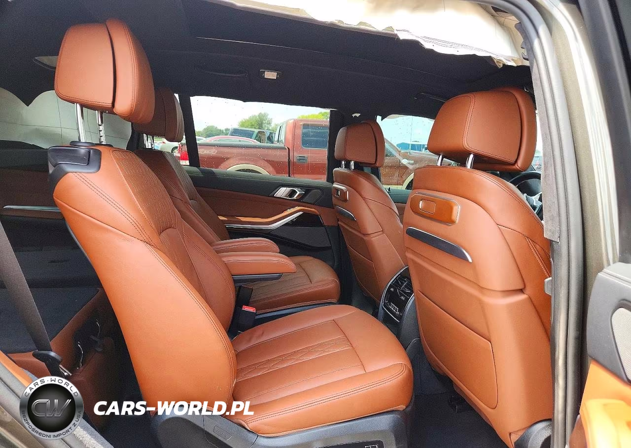 2025 BMW X7 xDrive40I VIN:5UX23EM05S9Y01205 - 11