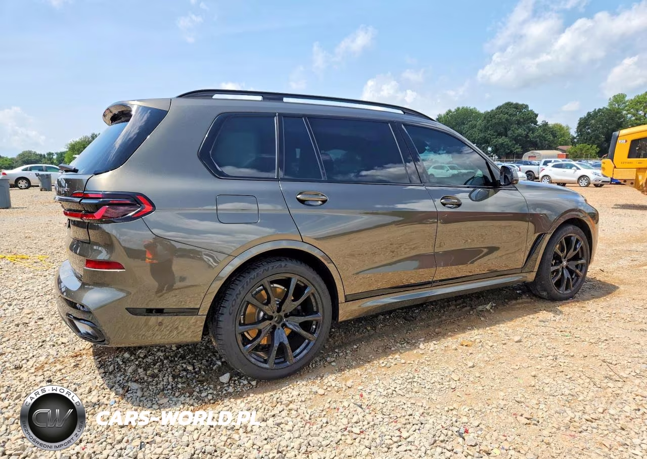 2025 BMW X7 xDrive40I VIN:5UX23EM05S9Y01205 - 3