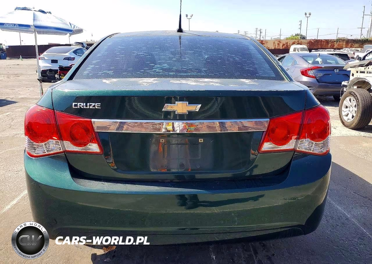 2014 Chevrolet Cruze Ls VIN:1G1PA5SGXE7151907 - 6