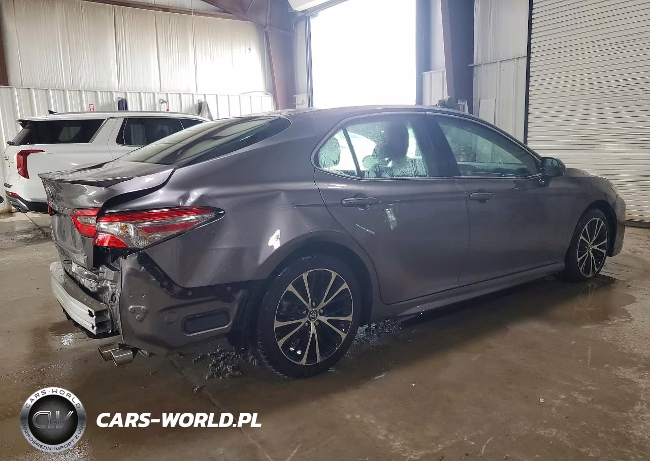 2018 Toyota Camry Se VIN:4T1B11HKXJU626713 - 3