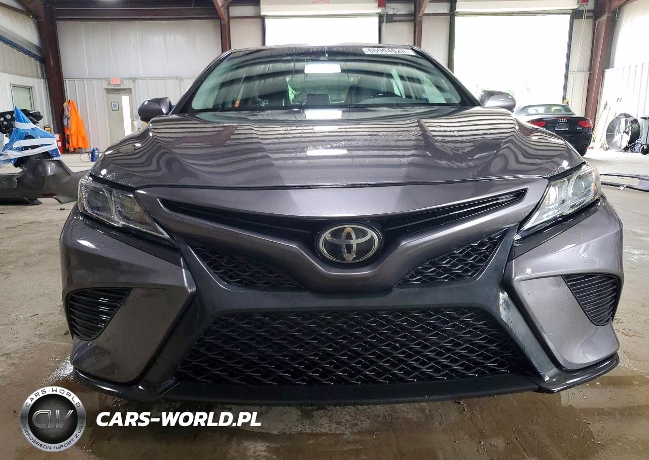 2018 Toyota Camry Se VIN:4T1B11HKXJU626713 - 5