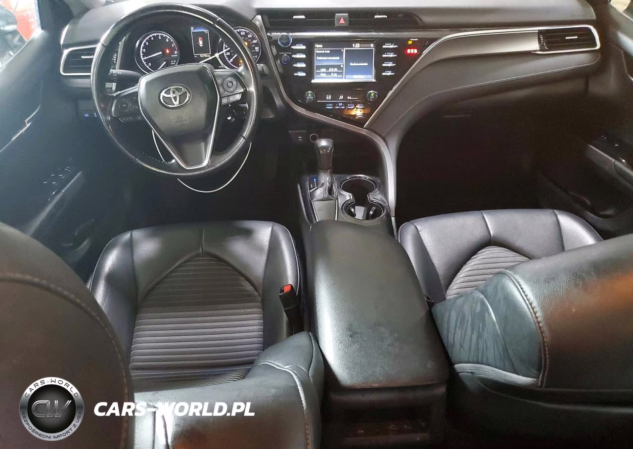 2018 Toyota Camry Se VIN:4T1B11HKXJU626713 - 8