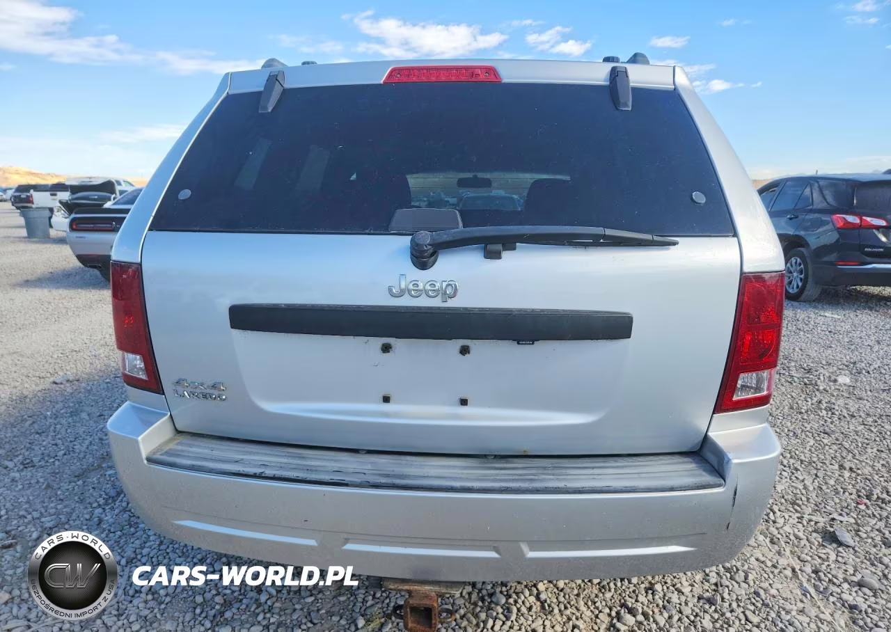 2009 Jeep Grand Cherokee Laredo VIN:1J8GR48K89C549550 - 6