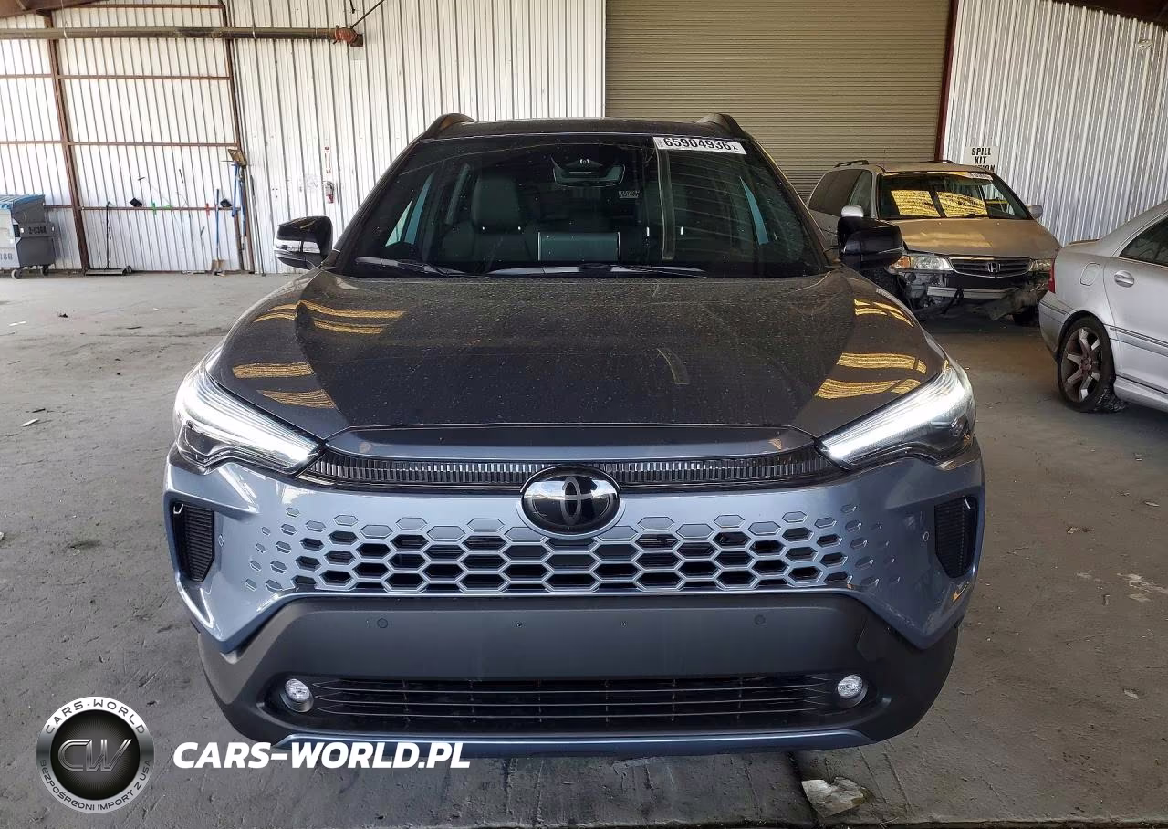 2026 Toyota Corolla Cross Hybrid Xse VIN:7MUFBABG8TV114050 - 5