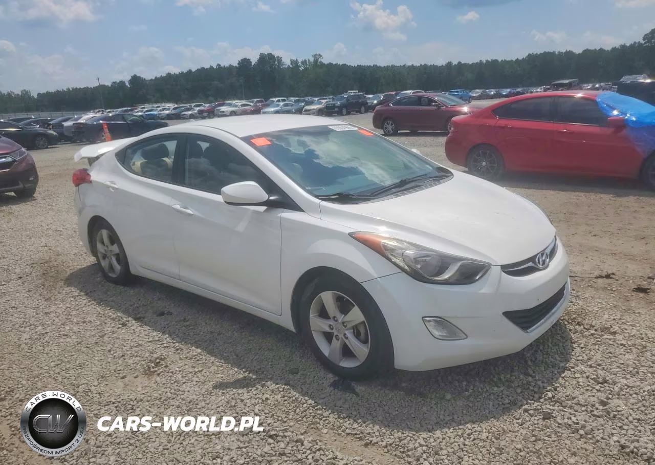 2013 Hyundai Elantra Gls VIN:5NPDH4AE5DH193654 - 4