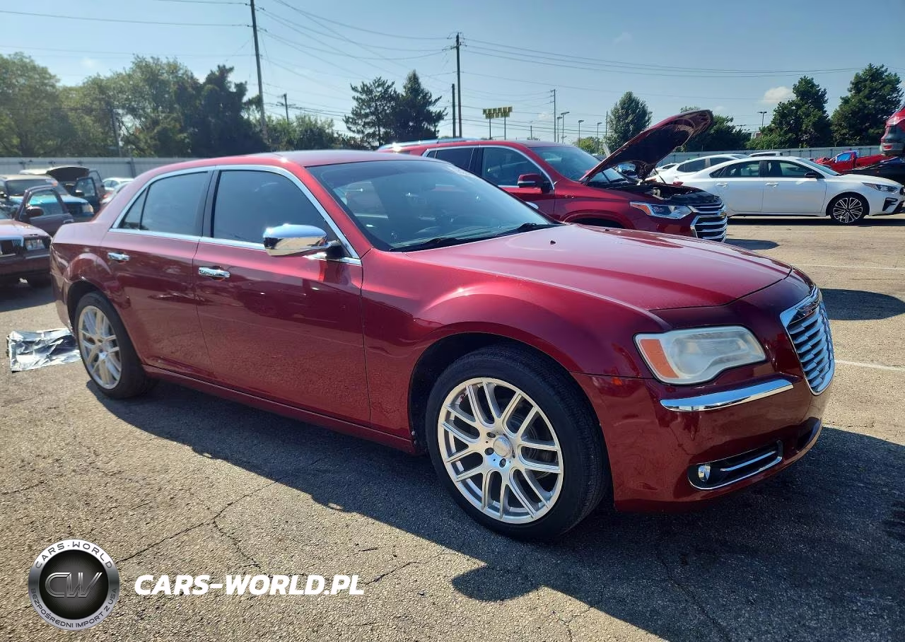 2011 Chrysler 300 Limited VIN:2C3CA5CG9BH529675 - 4