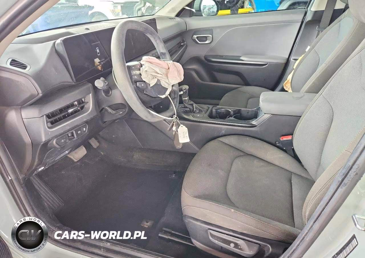 2025 Kia K4 Lxs VIN:3KPFT4DE2SE181756 - 7
