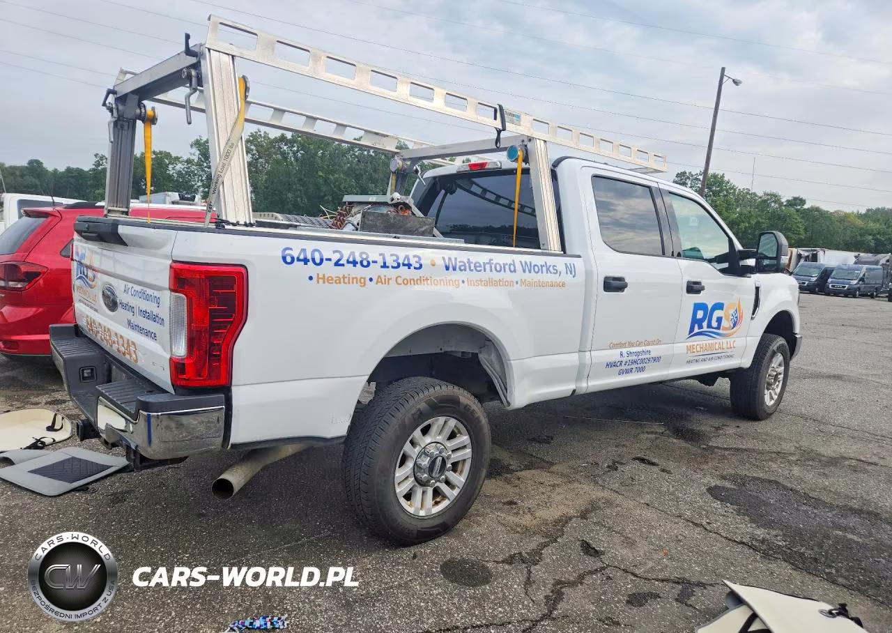 2018 Ford F250 VIN:1FT7W2B63JEC08887 - 3