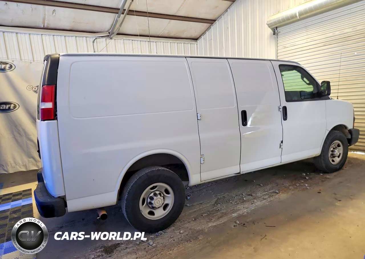 2018 Chevrolet Express 2500 Cargo Delivery Van VIN:1GCWGAFP6J1216625 - 3