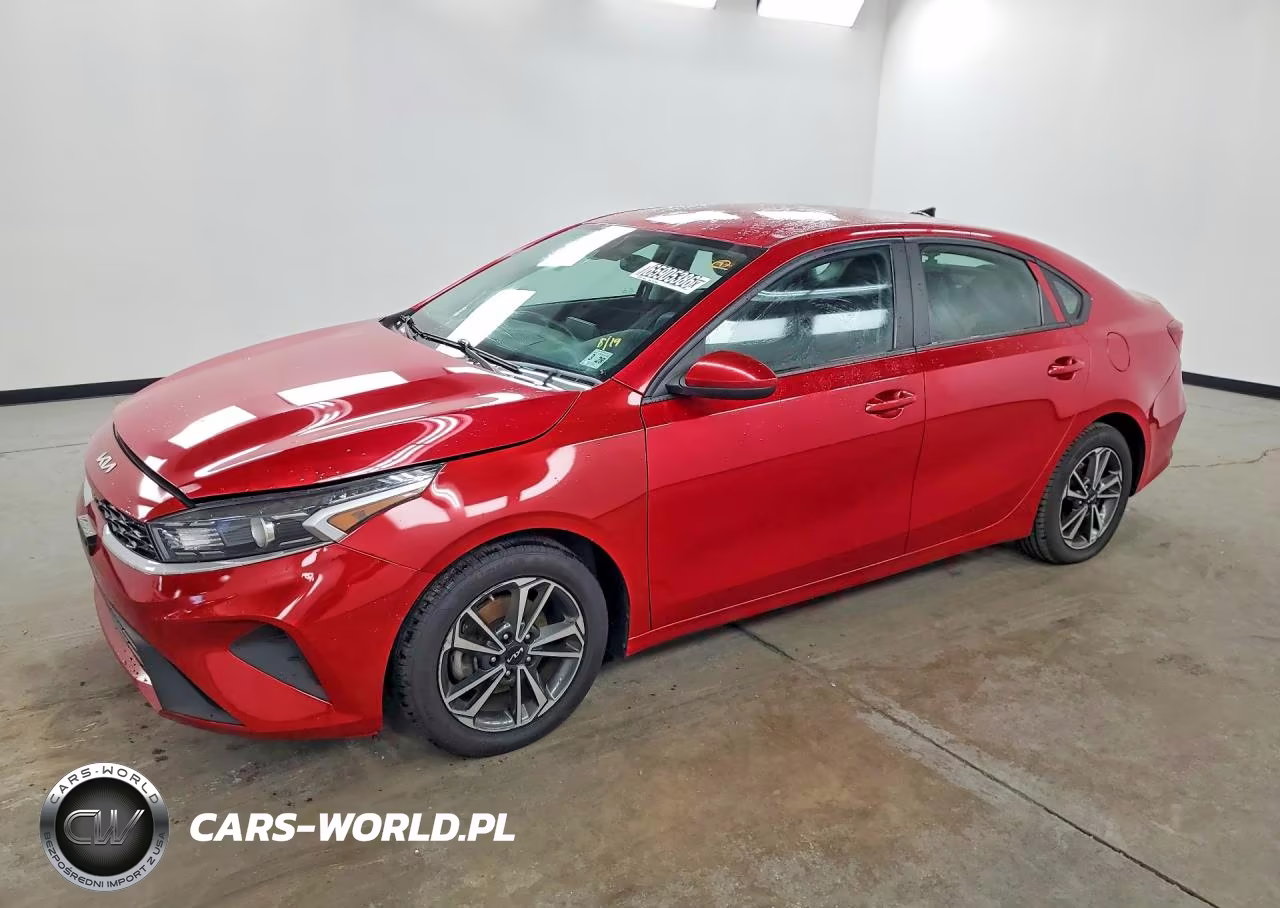 2023 Kia Forte Lxs – zdjęcie 1 z 12