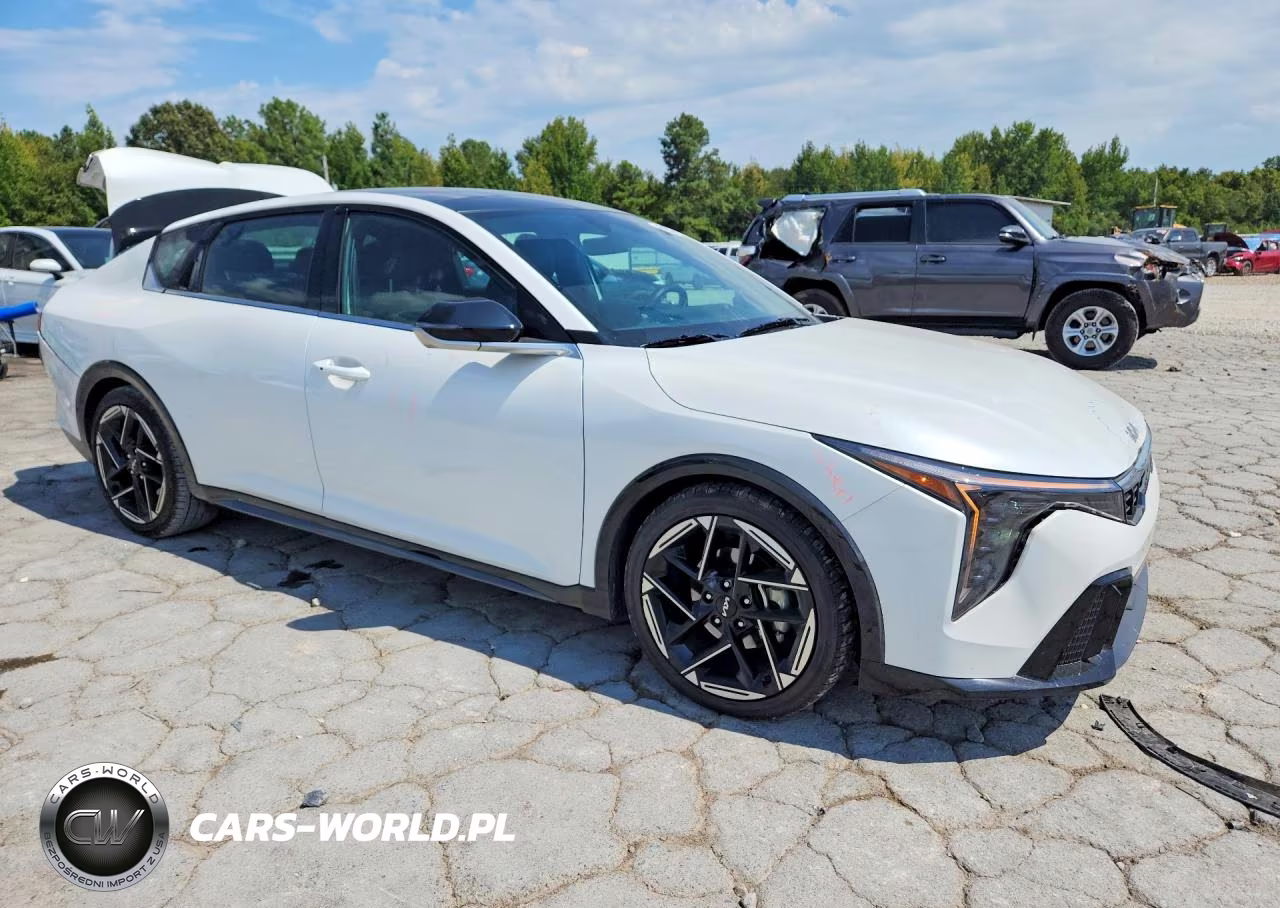 2025 Kia K4 Gt Line VIN:3KPFW4DE5SE140707 - 4