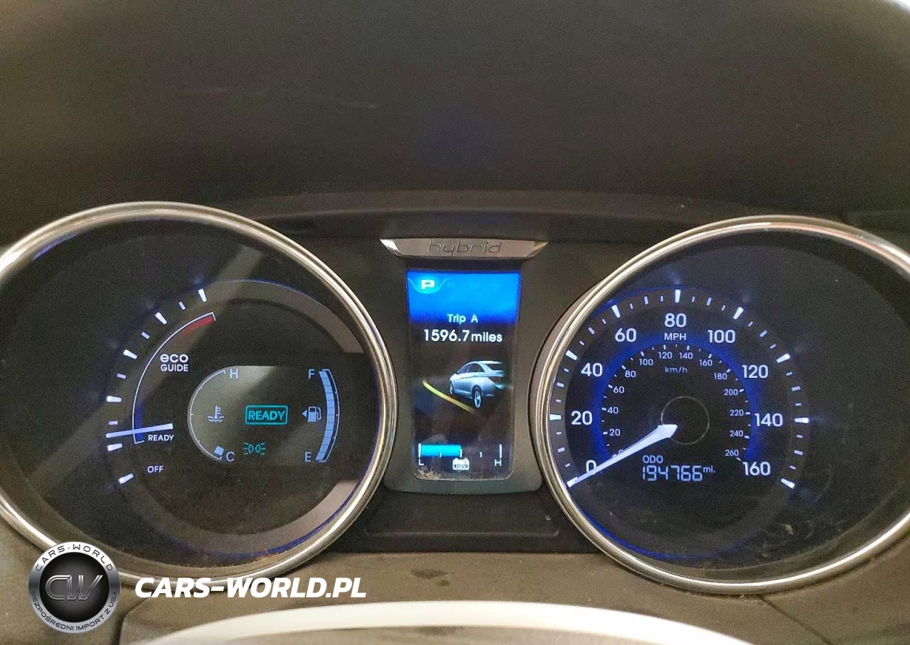 2014 Hyundai Sonata Hybrid VIN:KMHEC4A49EA102514 - 9