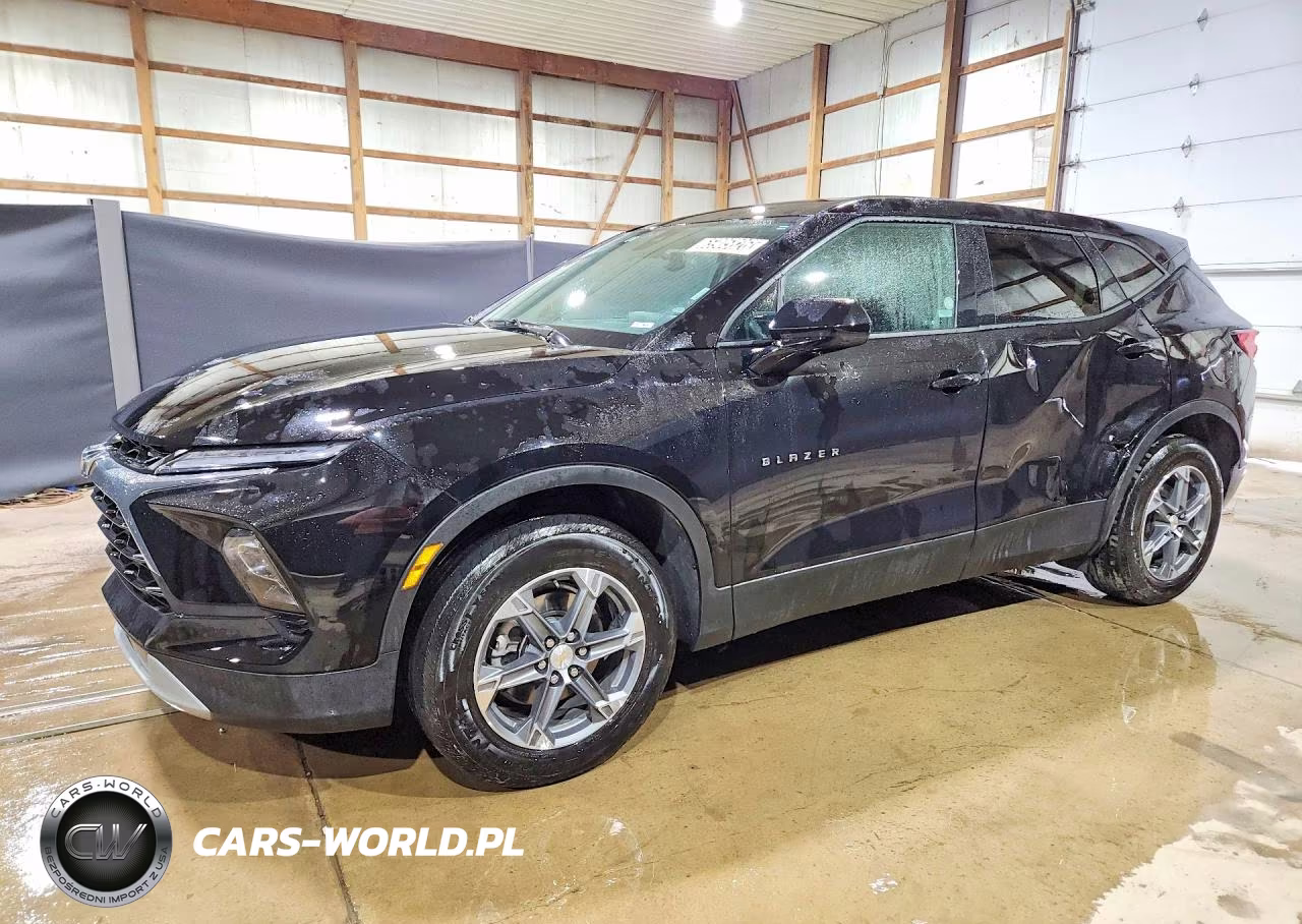 2025 Chevrolet Blazer 2Lt VIN:3GNKBHR43SS218721 - 1