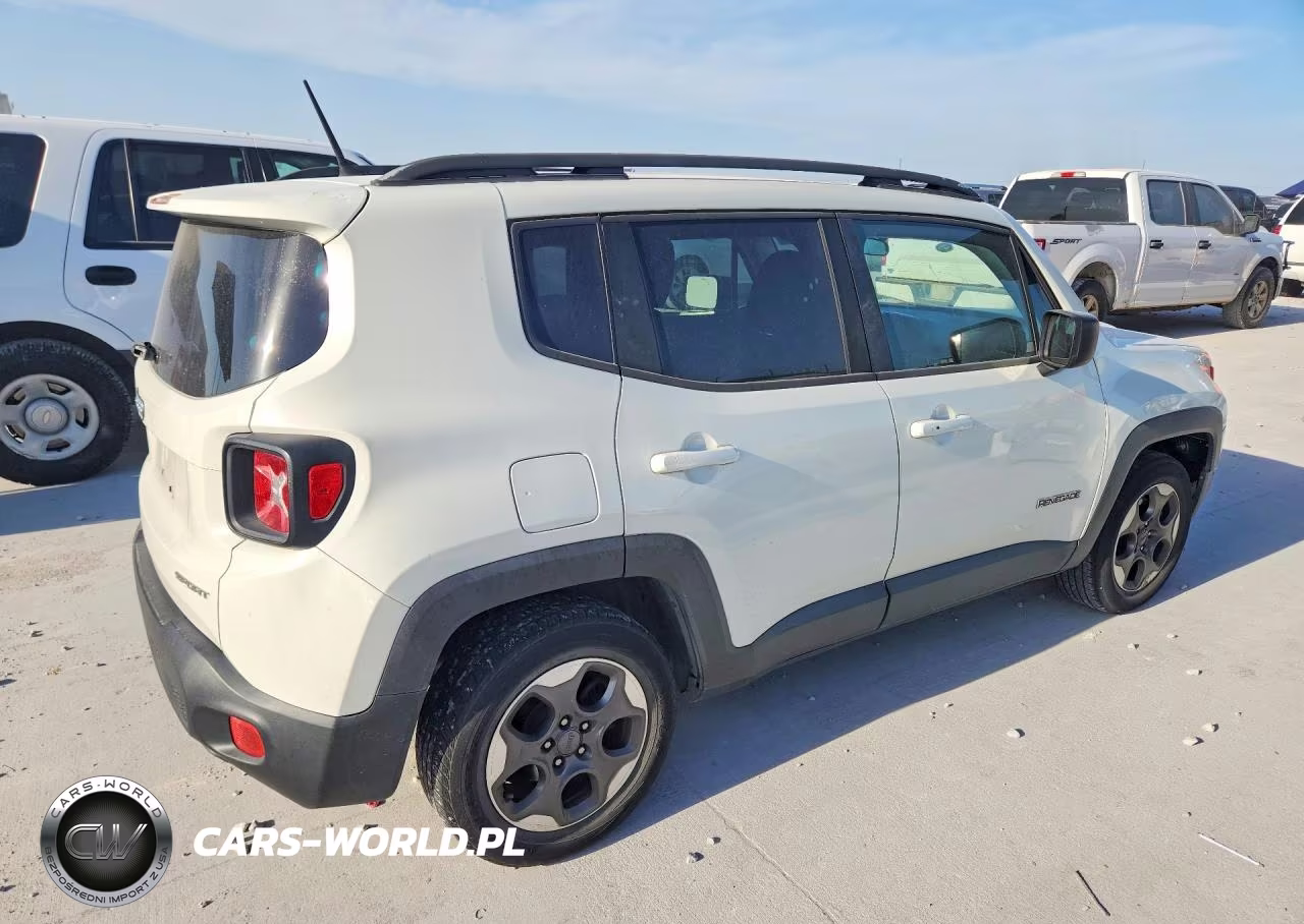 2016 Jeep Renegade Sport VIN:ZACCJAAT8GPD52112 - 3
