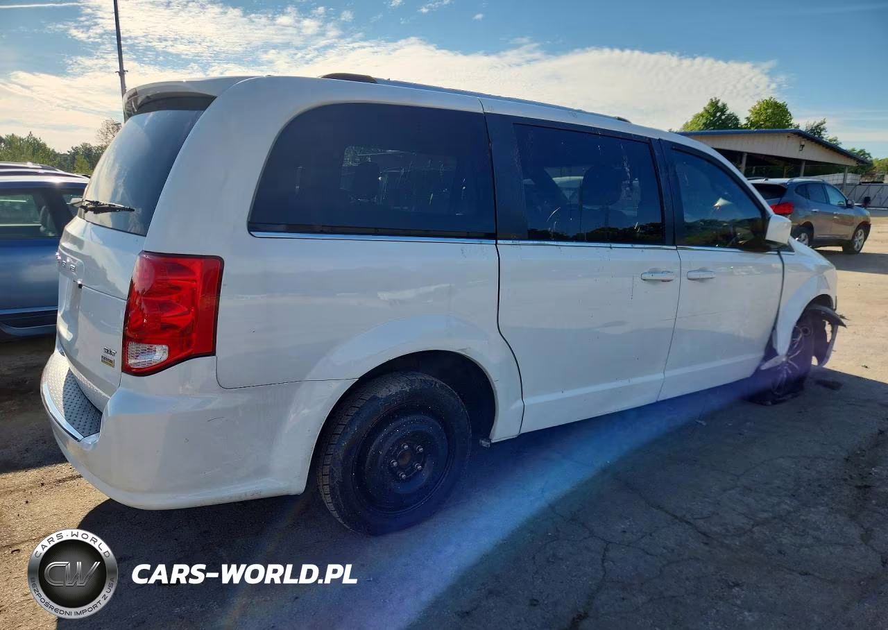 2018 Dodge Grand Caravan Sxt VIN:2C4RDGCG2JR224150 - 3