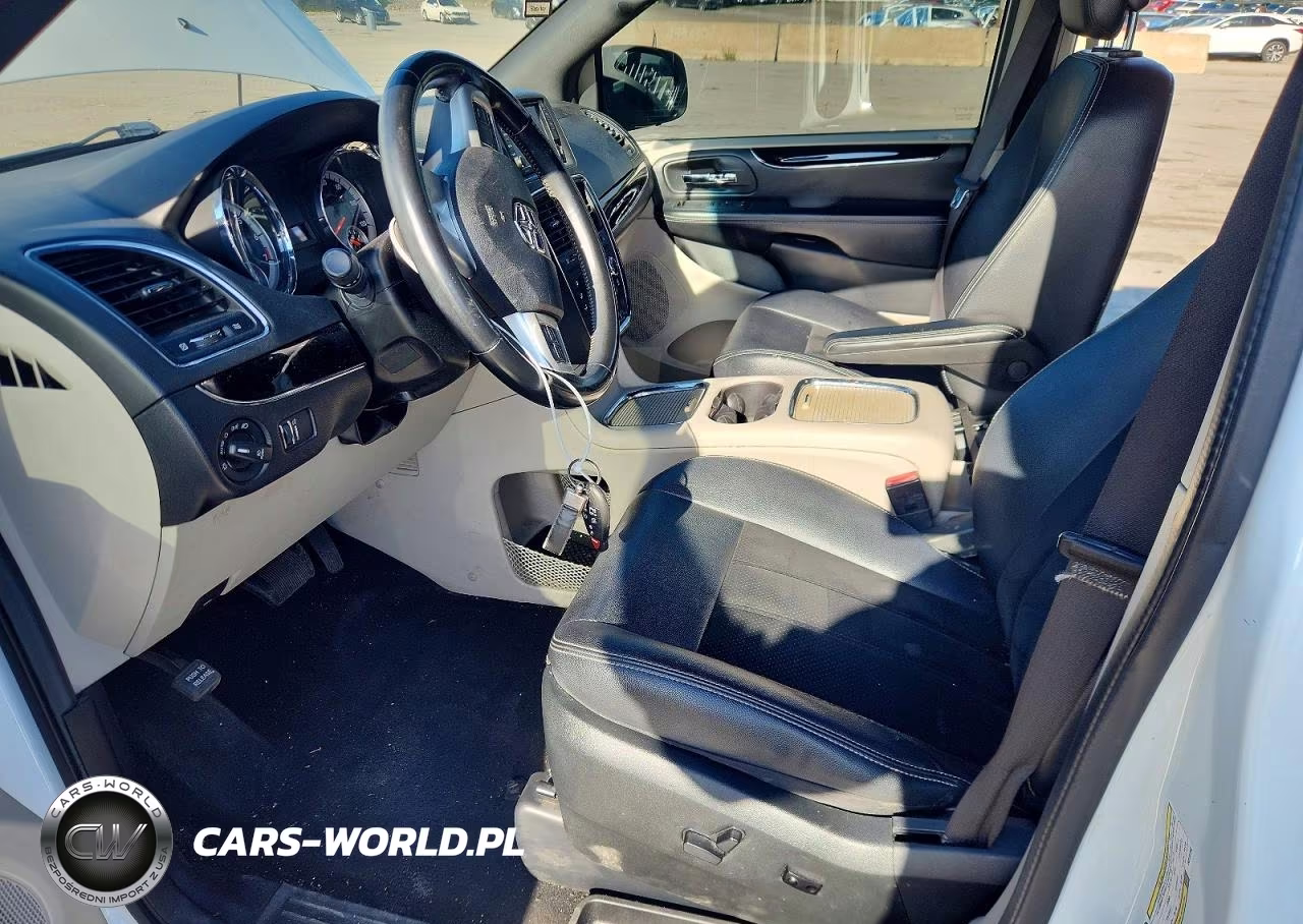 2018 Dodge Grand Caravan Sxt VIN:2C4RDGCG2JR224150 - 7