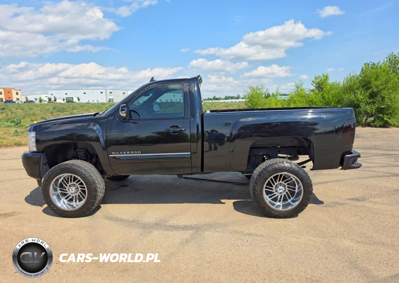 CHEVROLET SILVERADO VIN:1GCEK14007Z568223 - 11