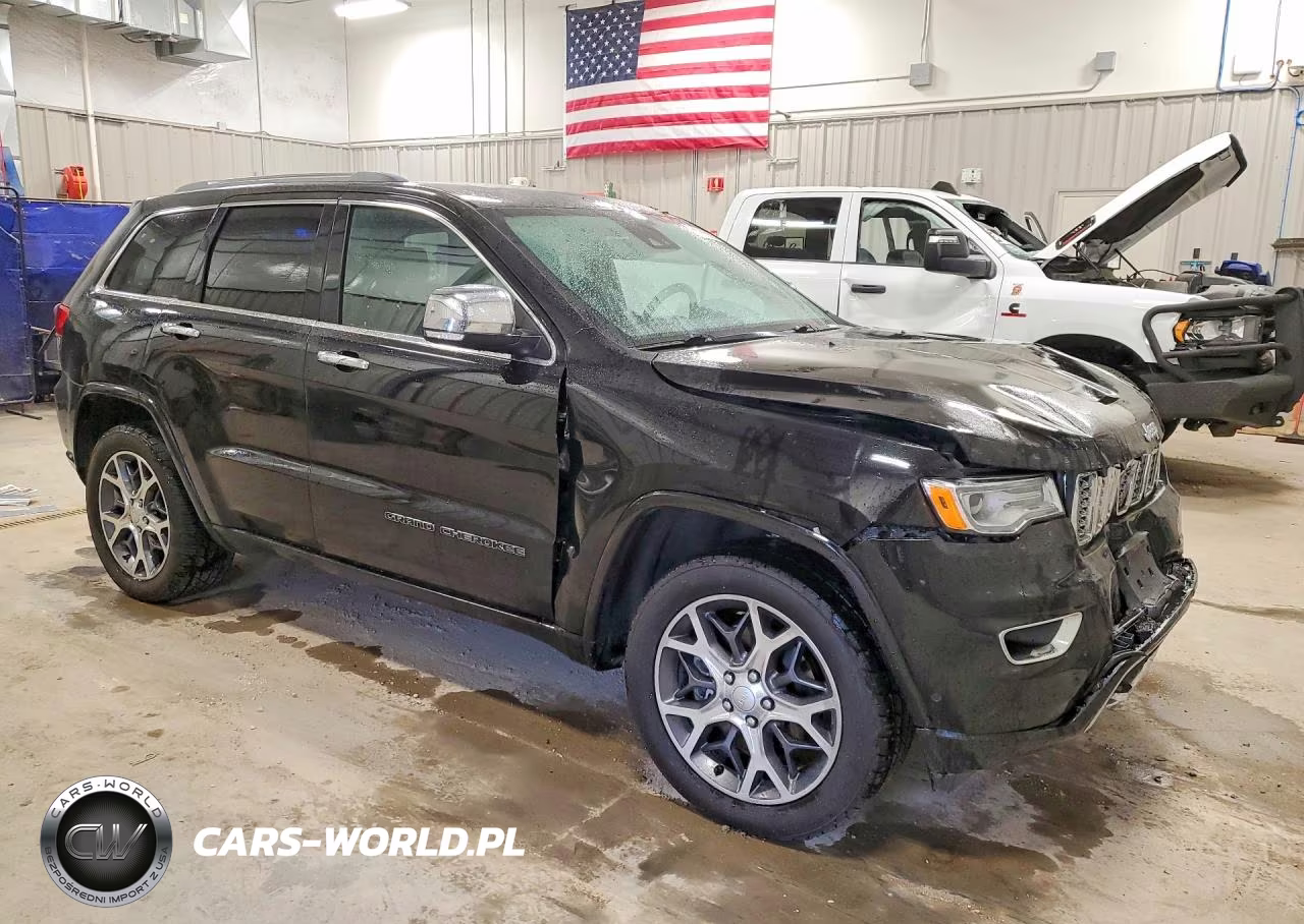2019 Jeep Grand Cherokee Overland VIN:1C4RJFCT0KC569123 - 4