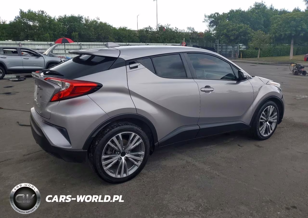 2020 Toyota C-Hr Le VIN:NMTKHMBX9LR106823 - 3
