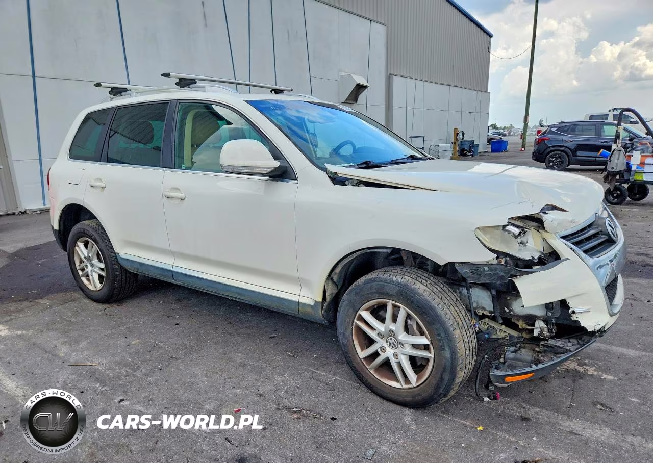 2010 Volkswagen Touareg V6 VIN:WVGBF7A93AD002005 - 4