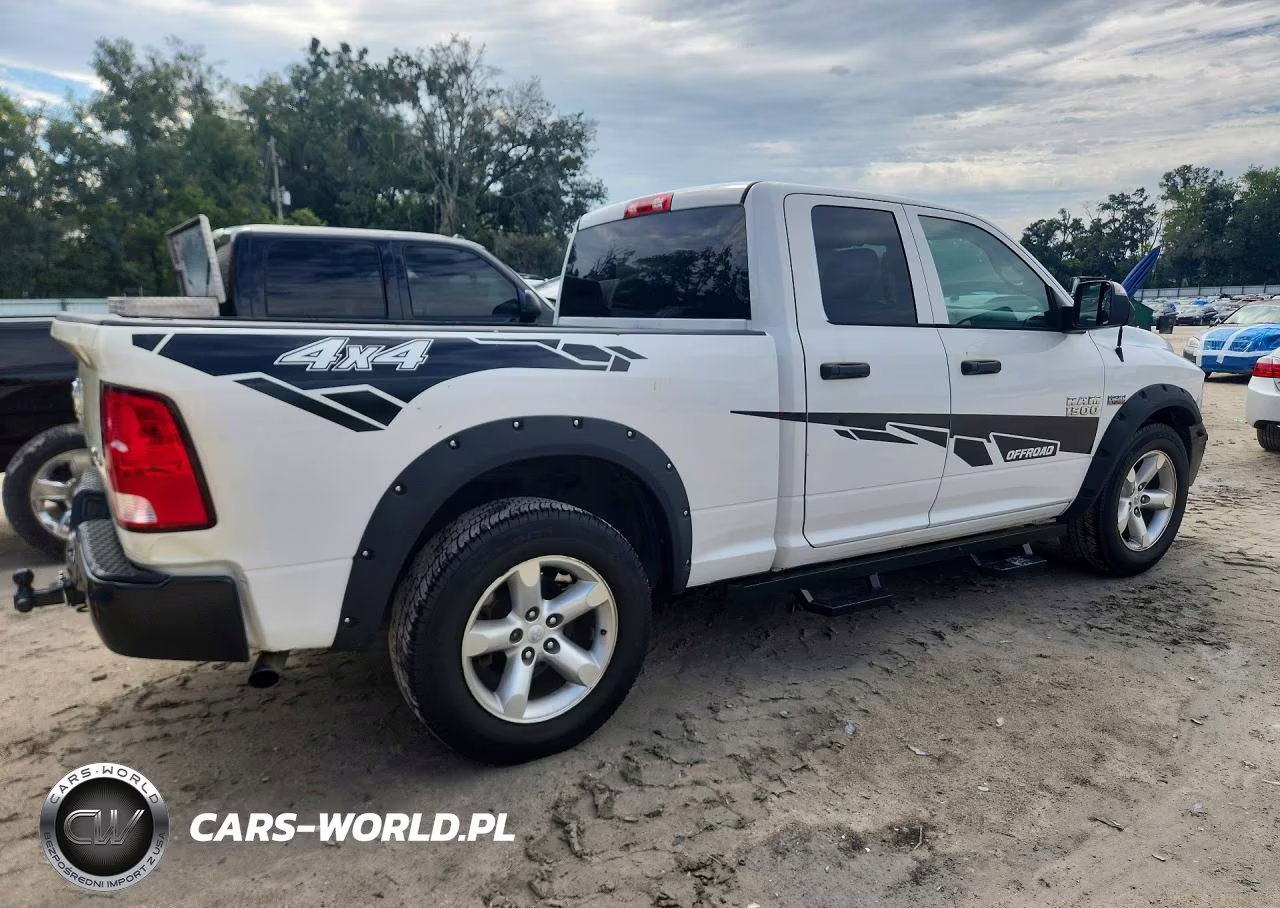 2018 Ram 1500 St VIN:1C6RR7FTXJS233453 - 3